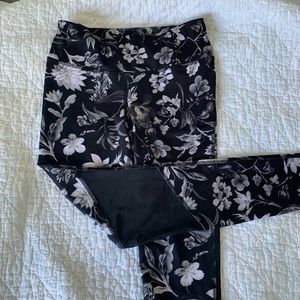 Old Navy Active Floral Ankle  Length Leggings